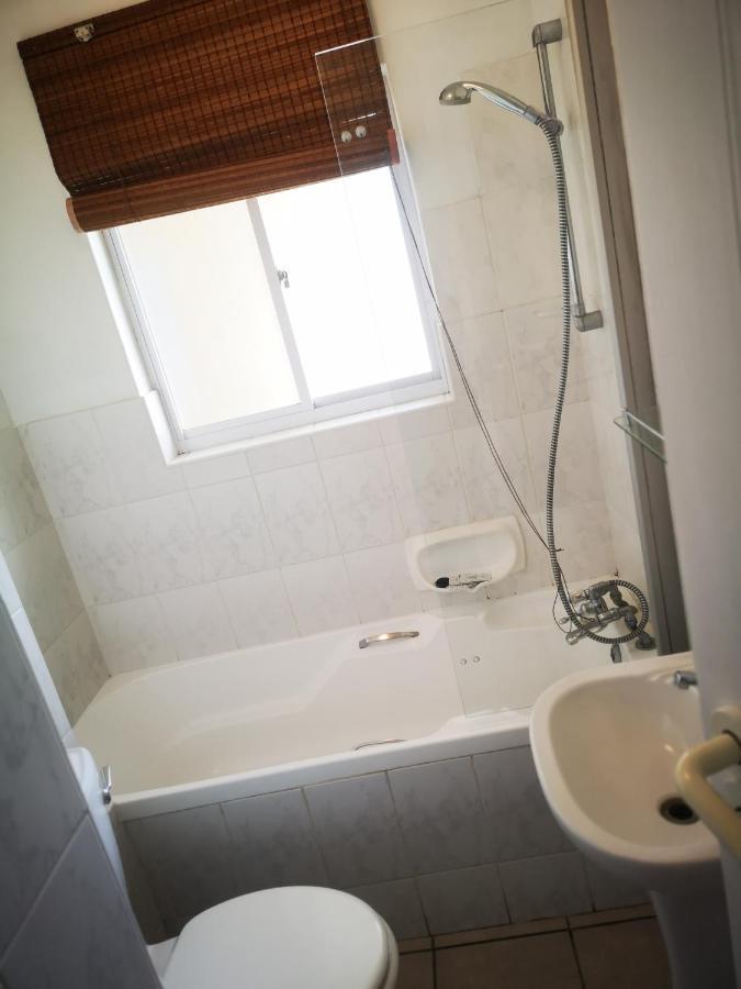 Cape Town Family Beachfront Apartment Leisure Bay 외부 사진